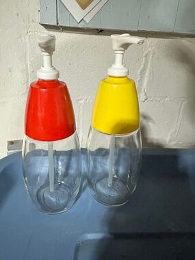 Vintage Gemco condiment pump dispenser set